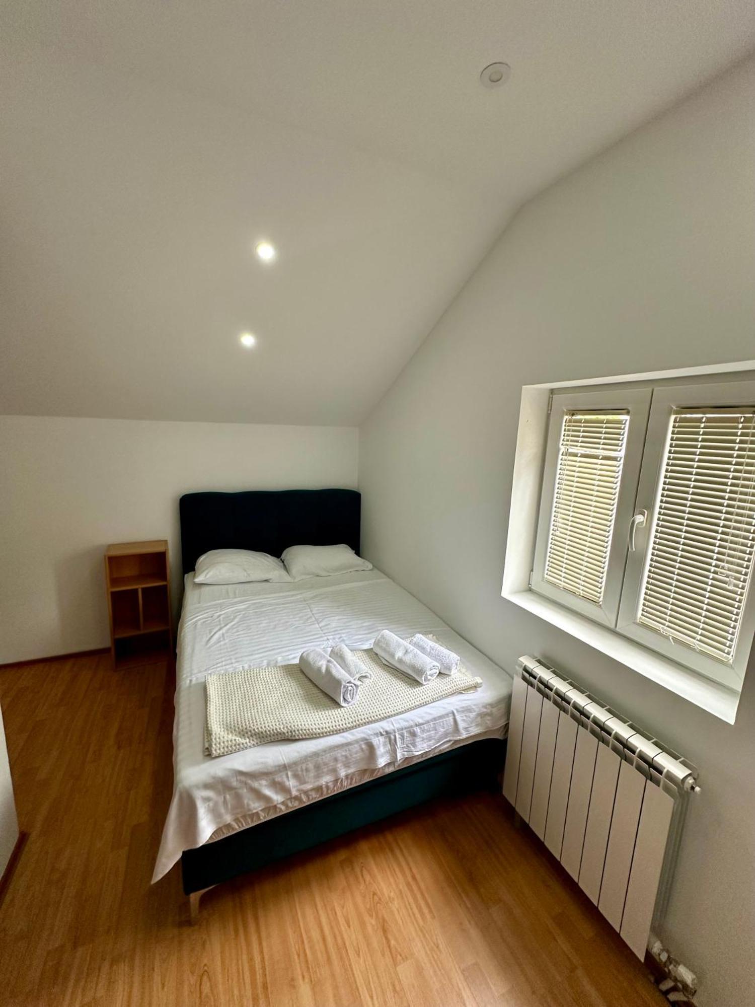 Golden View Apartment *